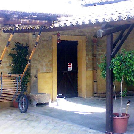 Baglio Calia Bed & Breakfast Mazara del Vallo Exterior photo