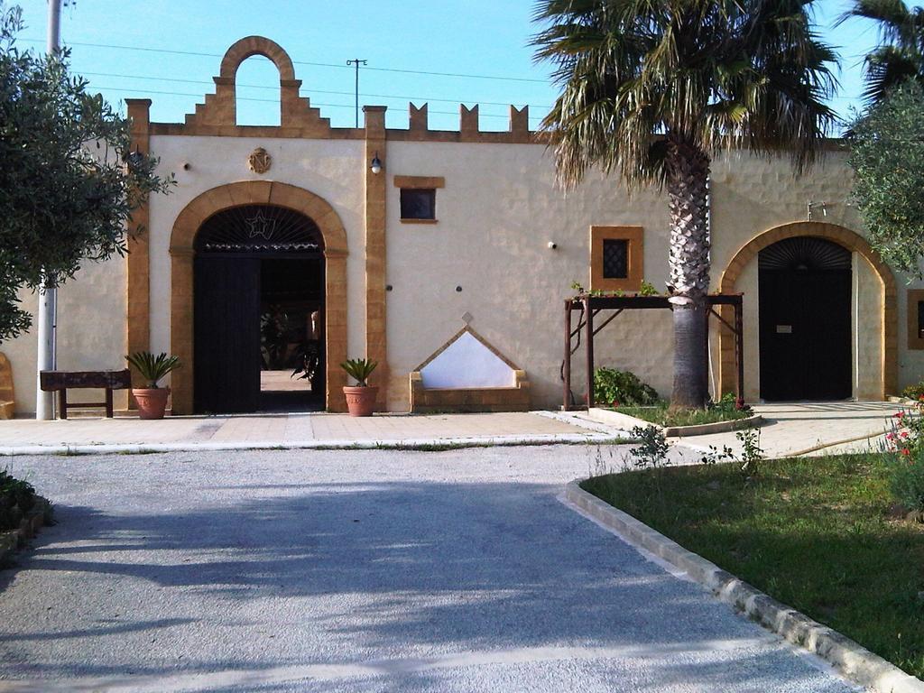 Baglio Calia Bed & Breakfast Mazara del Vallo Exterior photo